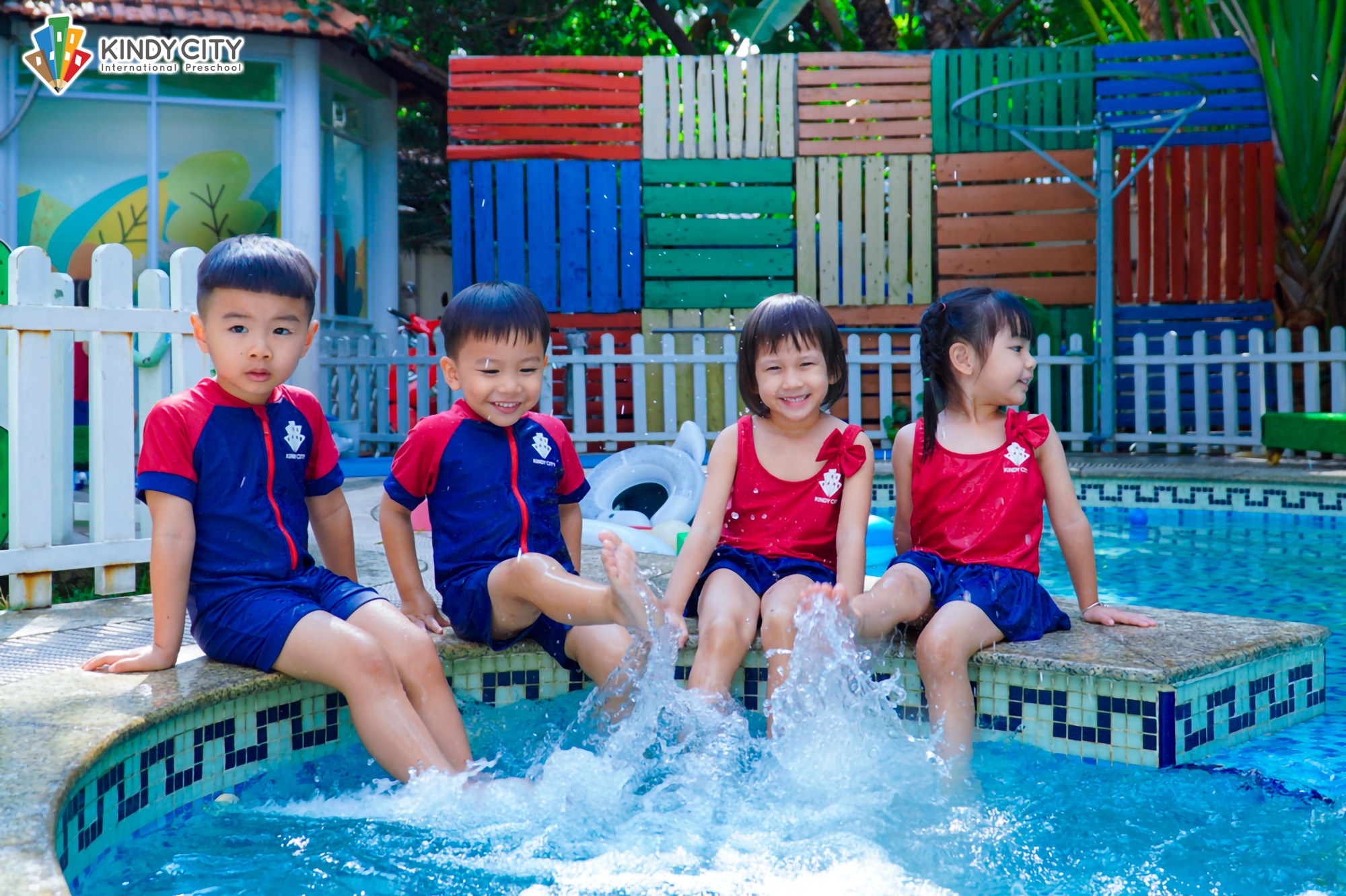 Chơi đùa dưới nước đã giúp học sinh KINDY CITY tăng tuần hoàn máu, tăng khả năng vận động, sức đề kháng.