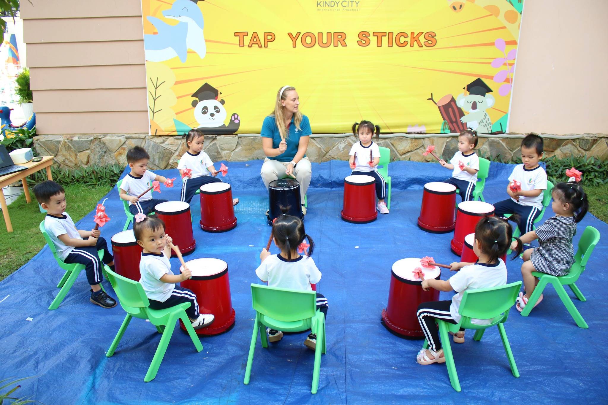 FUNDAY PERCUSSION giúp trẻ phát triển toàn diện cả về thể chất, trí tuệ và cảm thụ âm nhạc